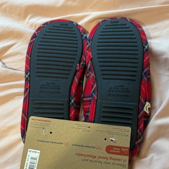 Dearfoams Red Plaid Mama Bear Slippers - Picture 11 of 11